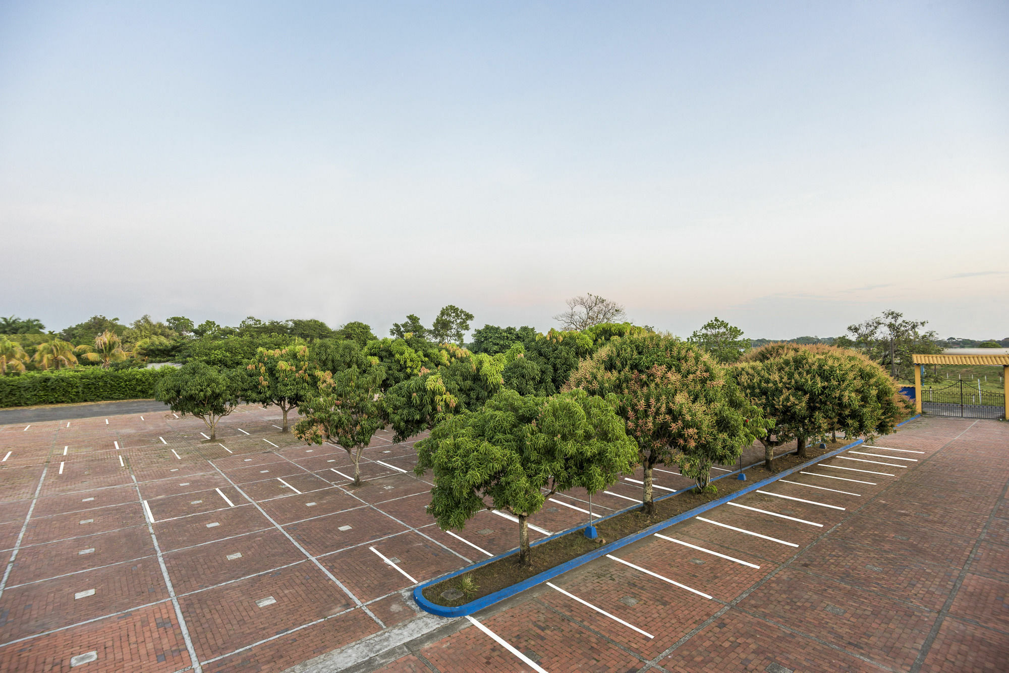 Hotel Sunrise By Hype Apiay Exterior foto